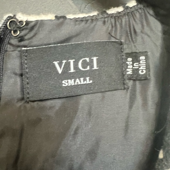 VICI Haydie Tweed Houndstooth Mini Dress, Size Small - Picture 12 of 12